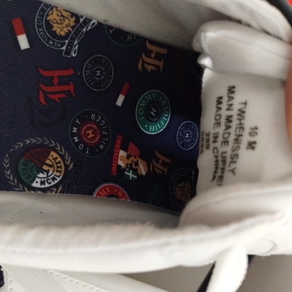 Tommy Hilfiger Classic White Sneakers - Picture 8 of 8